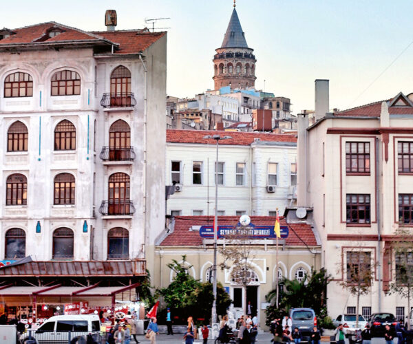 Haktan Tursun ile Walk and Talk Karaköy